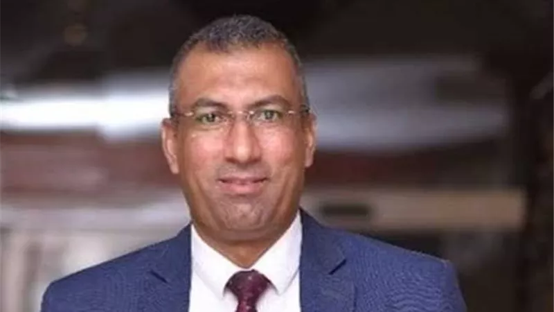 خبير اقتصادي: الدولار عند سعره العادل حاليًا وسط التوترات العالمية