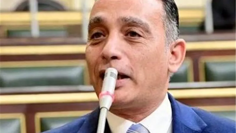 فيروس بي يمنع المعلمين من التدريس؟.. طلب إحاطة بالبرلمان يطالب الحكومة بكشف أسباب استبعاد المصابين من مسابقات التعيين