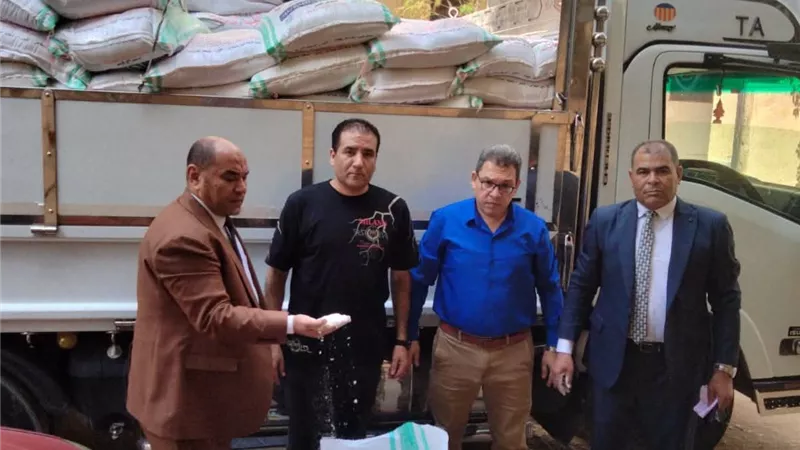 تموين القاهرة يضبط دقيقًا مدعمًا مهربًا وسلعًا غذائية في حملات رقابية مكثفة