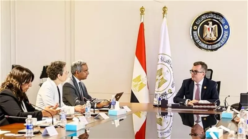 وزير التخطيط يبحث مع البنك الدولي مستجدات تنفيذ آلية ضمان تمويل مشروعات البنية التحتية