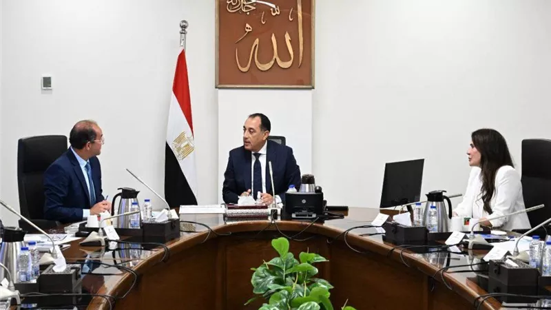 مدبولي يتابع تشغيل محطات الصرف الصحي.. توجيهات برفع كفاءة أكبر المحطات وضمان استدامة الخدمة