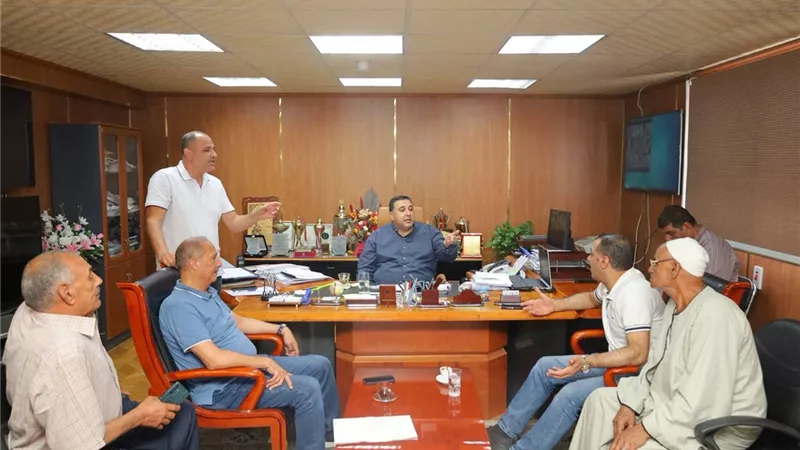 التراس يلتقي نوابًا وأهالي البحيرة لبحث مطالب مياه الشرب والصرف الصحي بالمحافظة