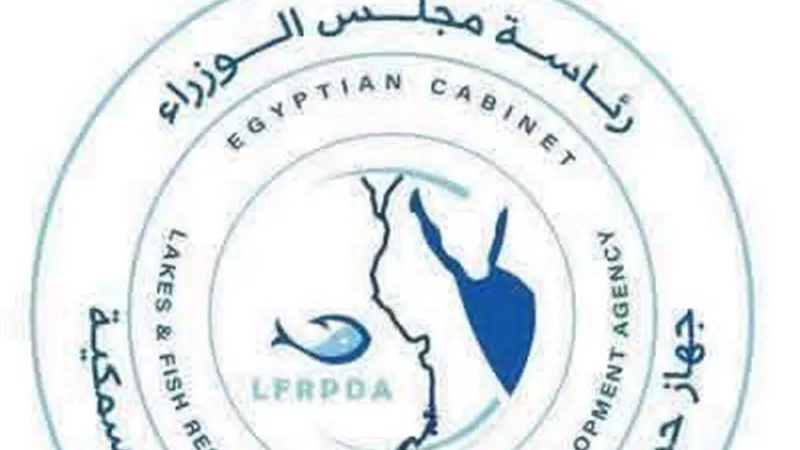 جهاز الثروة السمكية يسلم معدات حفظ بالطاقة الشمسية لدعم سيدات الصيد بكفر الشيخ 