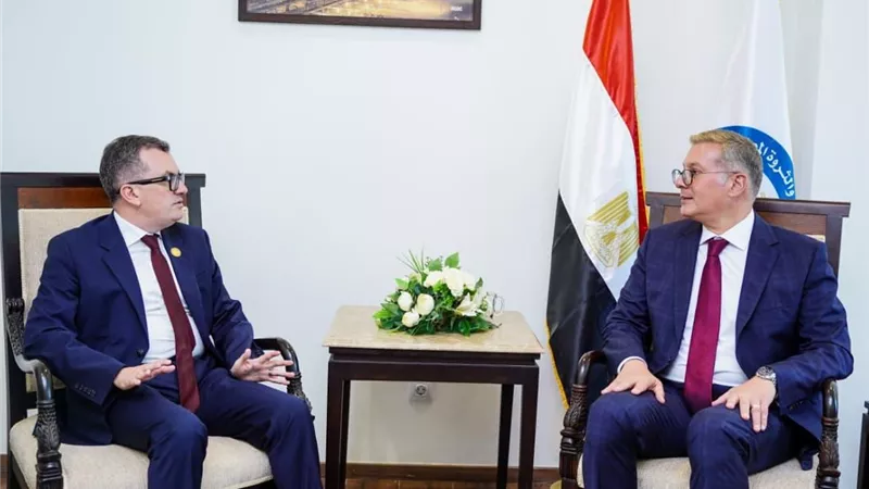 البترول: تنفيذ مشروعات لتطوير معامل التكرير باستثمارات تبلغ 4.5 مليارات دولار