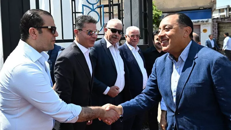 رئيس الوزراء يفتتح عددًا من المشروعات الخدمية والتنموية بمحافظة الغربية