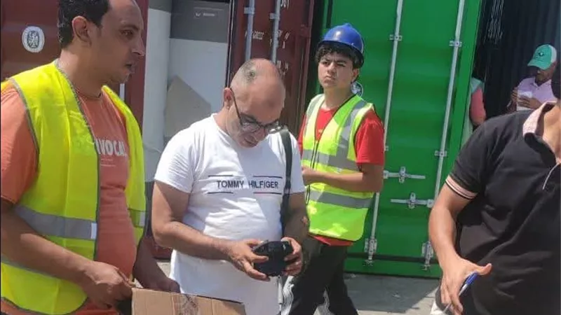 هيئة الرقابة على الصادرات والواردات تواصل فحص الشحنات بميناء الإسكندرية بكفاءة