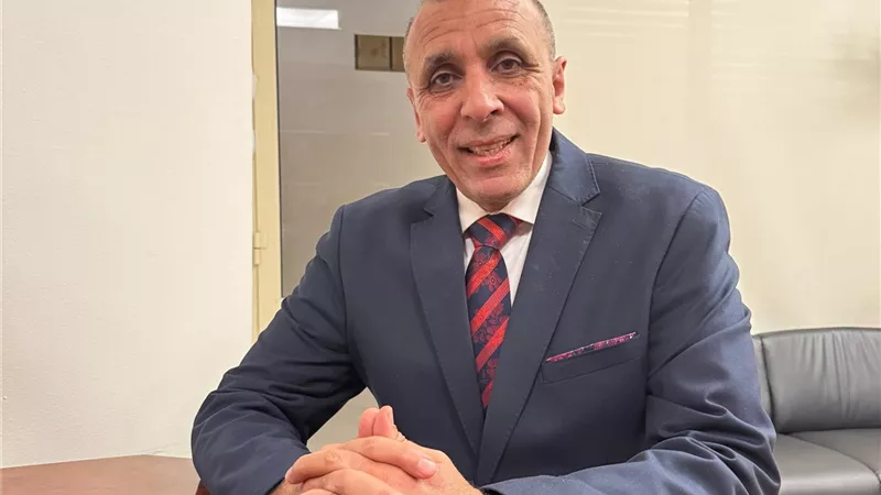 الدكتور أحمد نعماني: تجديد الثقة في محافظ البنك المركزي رسالة من القيادة السياسية باستمرار الاستقرار المصرفي والنقدي