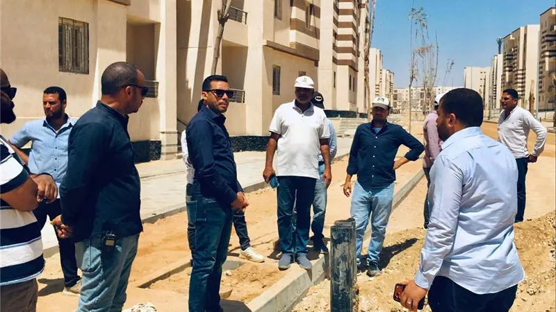 شرايين التنمية تكتمل..تسارع أعمال الطرق والبنية التحتية بمشروعات«سكن لكل المصريين» في حدائق العاصمة