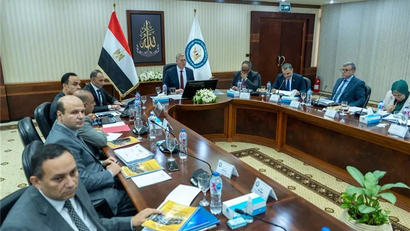 وزير البترول: تطوير معامل تكرير السويس وزيادة ضخ الخام أولوية لتعظيم إنتاج الوقود