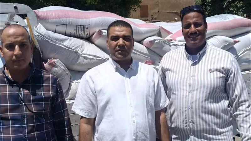 ضربة موجعة للسوق السوداء..ضبط 2 طن نخالة خشنة مجهولة المصدر في إسنا