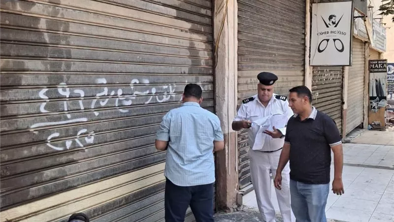 تنفيذ 9 قرارات غلق وتشميع وقطع مرافق لوحدات مخالفة بالشيخ زايد
