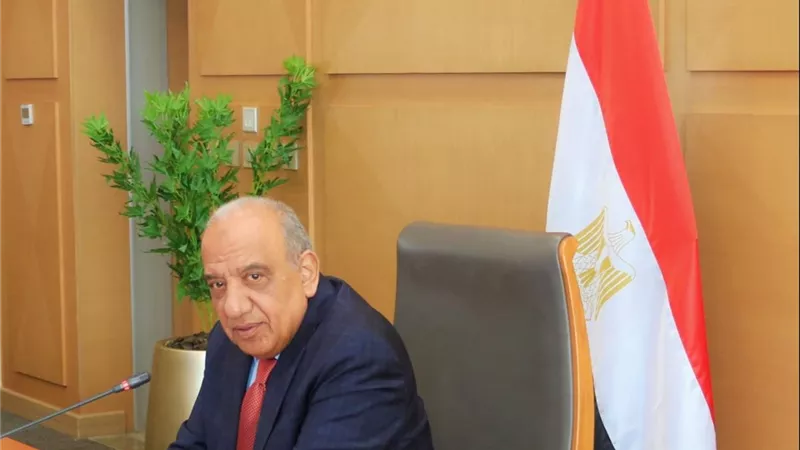 الكهرباء تستعد لصيف 2027.. اجتماع لتأمين الأحمال ورفع كفاءة الشبكة