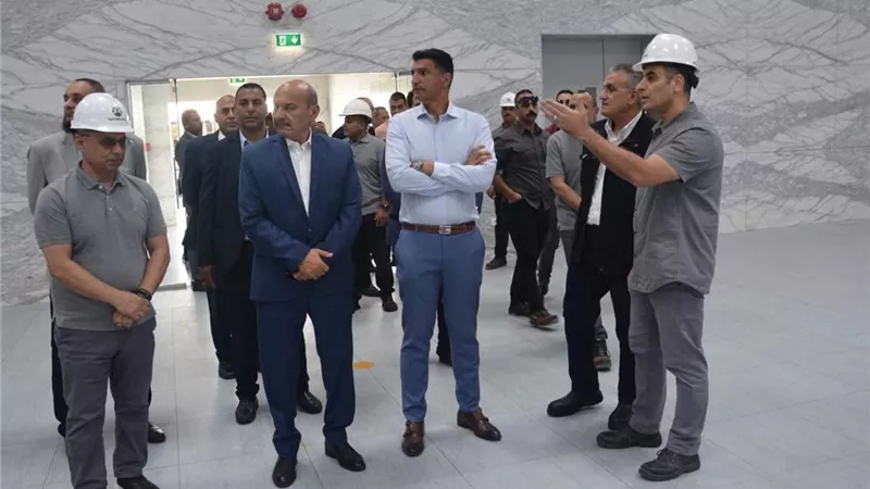 وزير الصناعة يتفقد مجمعات الأسمدة بالسويس ويؤكد دعم الصناعة وزيادة الصادرات