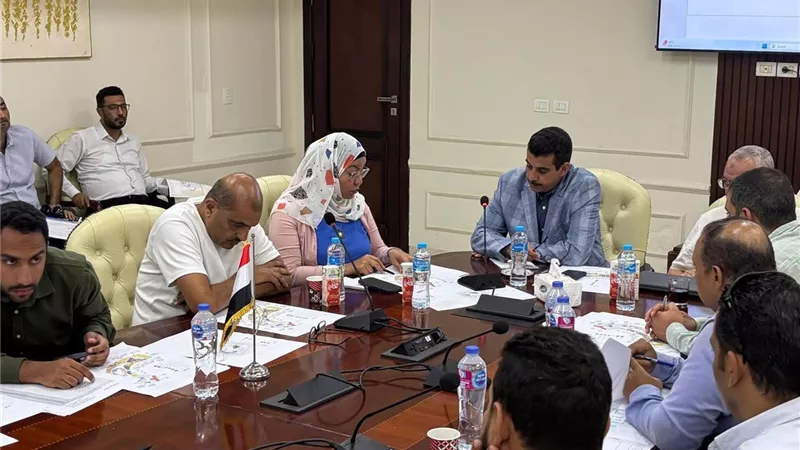 رئيس جهاز أكتوبر الجديدة يتفقد مشروعات الإسكان بغرب المطار
