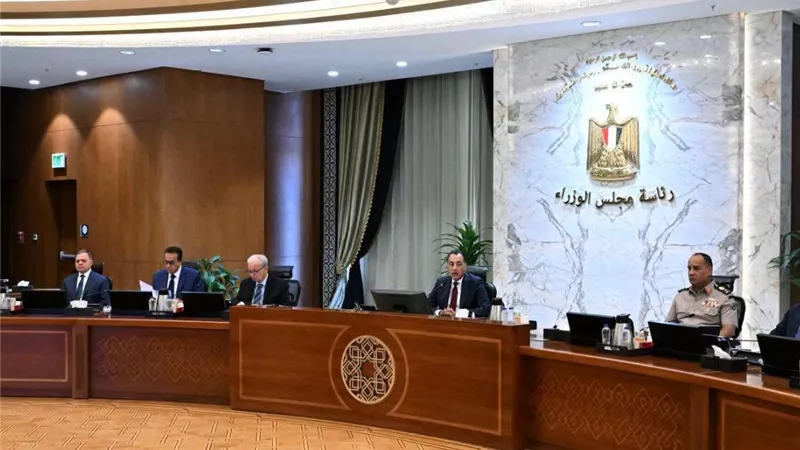 الحكومة: الاقتصاد المصري يحقق نموًا 5.1% خلال العام المالي 2025/2026 بدعم من الصناعة وقناة السويس