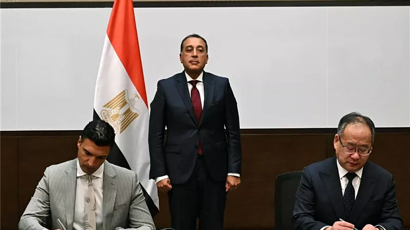 استثمارات صينية بـ2مليار دولار لإنشاء مجمع إطارات يوفر 5 آلاف فرصة عمل