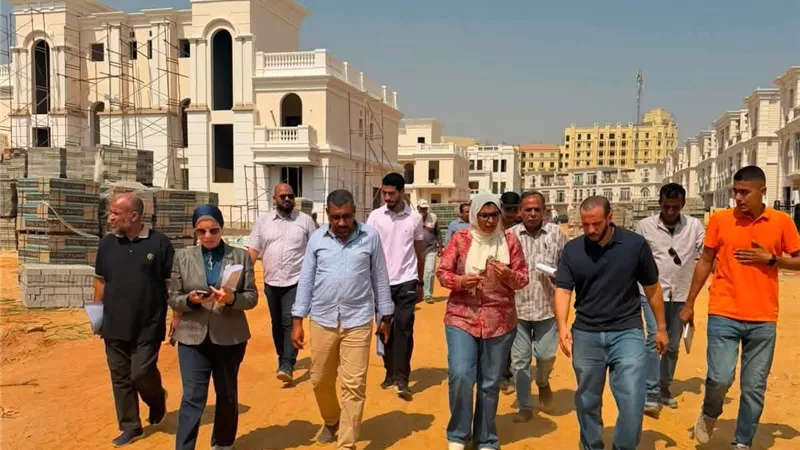 العاصمة الجديدة ترفع وتيرة العمل بـR5.. تحذيرات للشركات والتزام صارم بمواعيد تسليم العملاء