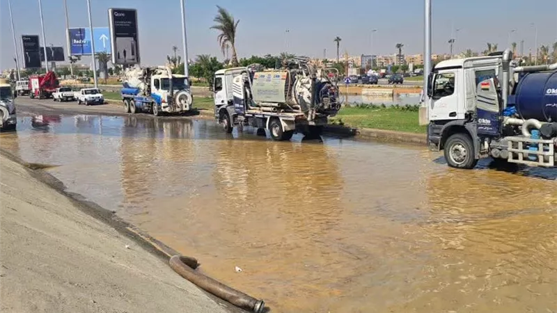 نتيجة لحدوث كسر مفاجئ.. انقطاع المياه عن بعض المناطق بمدينة 6 أكتوبر 