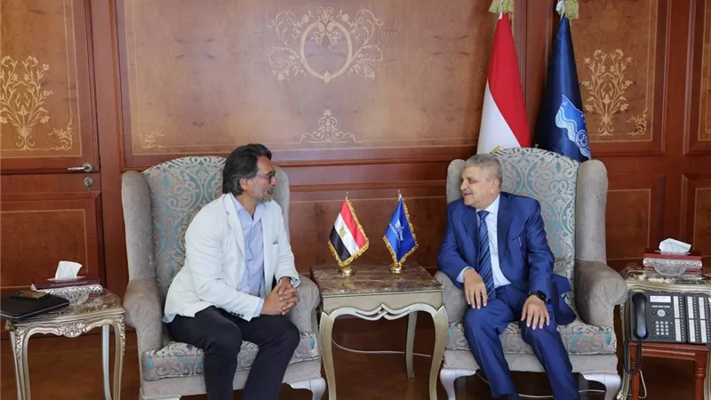 أسامة ربيع: قناة السويس تطور خدماتها وتعزز التعاون لمواجهة تحديات التجارة العالمية المتغيرة