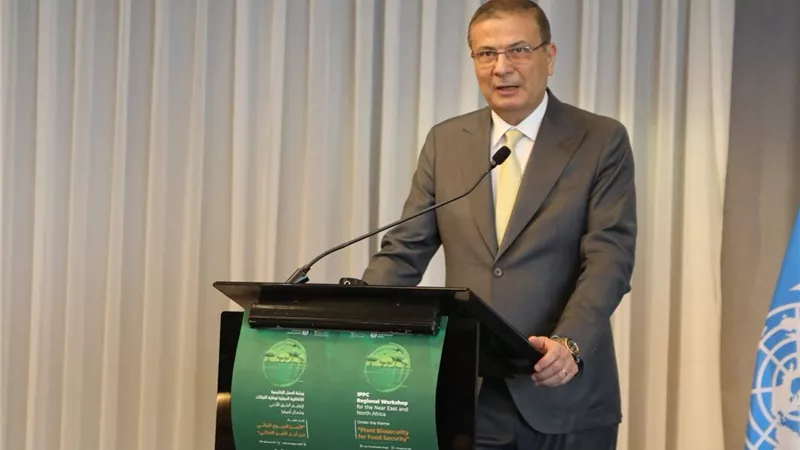 وزير الزراعة: الأمن الحيوي النباتي خط الدفاع الأول لحماية الأمن الغذائي