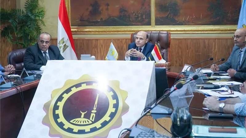 محافظ الغربية يرفع الاستعداد لمواجهة السحابة السوداء خلال موسم حصاد الأرز