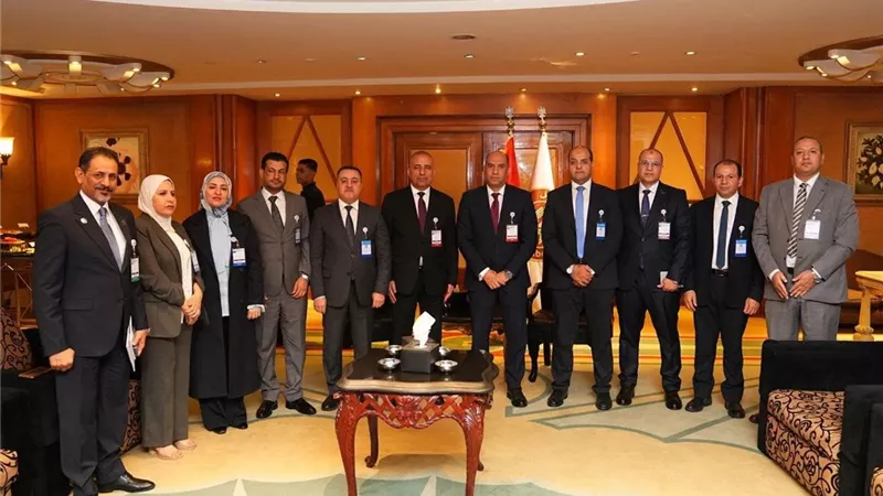 وزير العمل يبحث مع العراق تعزيز التعاون في التدريب المهني وتنقل الأيدي العاملة
