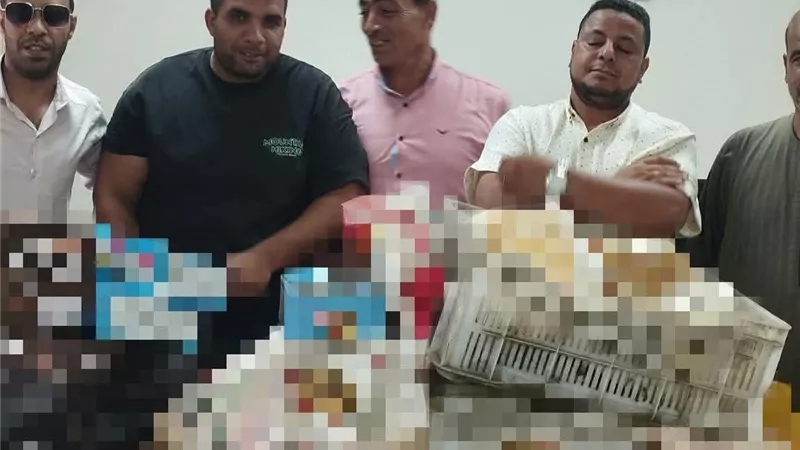 ضبط 24 ألف عبوة مواد غذائية مجهولة المصدر خلال حملة تموينية بإيتاي البارود