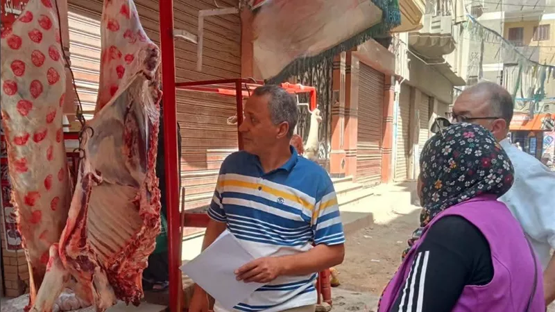 تموين الشرقية يحرر 25 محضرًا ويضبط 2.44 طن لحوم ودواجن و2.4 طن نخالة