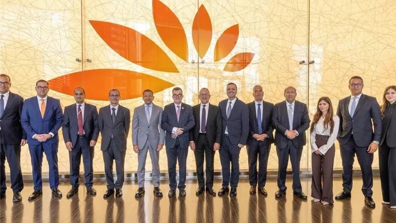 التخطيط والمشرق يبحثان تعزيز الدفع الإلكتروني وتصدير التكنولوجيا المالية وتوسيع الشراكات المالية إقليميًا ودوليًا