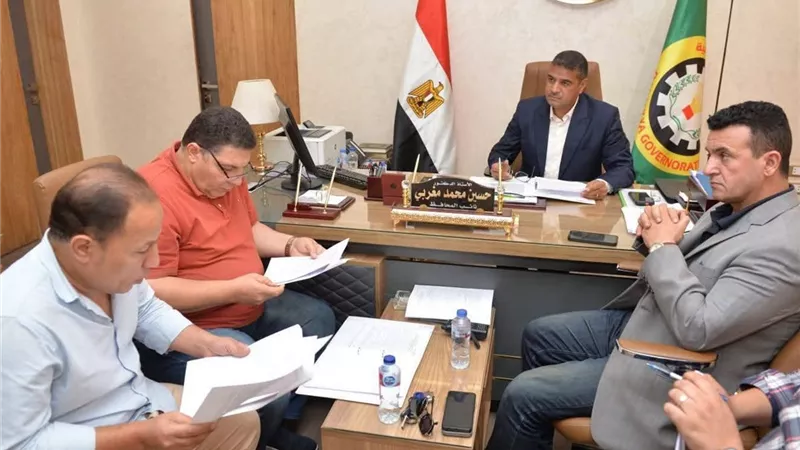 لجنة التصرفات العقارية تبحث طلبات مستثمري المنطقة الصناعية بجمصة لتيسير الإجراءات