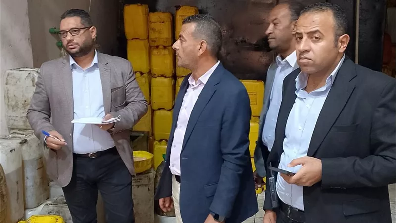 حماية المستهلك يضبط 6.5 طن زيت طعام غير صالح للاستهلاك في الجيزة وسوهاج