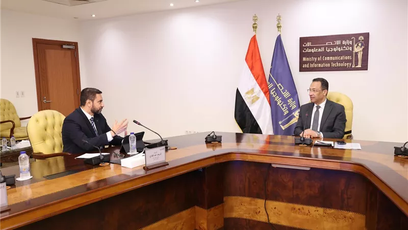 وزير الاتصالات: إنترو القابضة تعتزم إنشاء مركز 