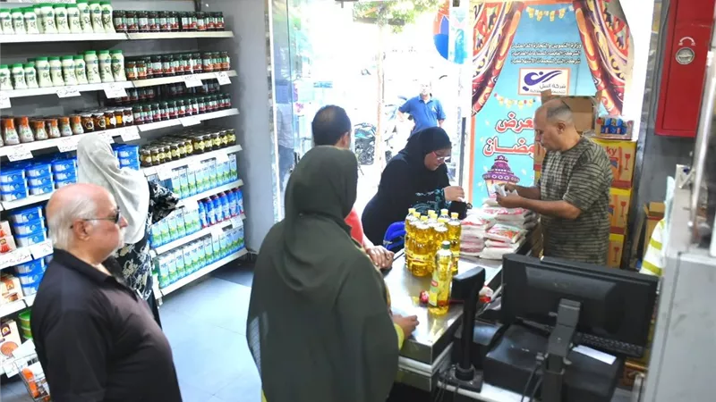 التموين تضخ سلع مبادرة تخفيض الأسعار في 35 منفذًا تموينيًا بالجيزة
