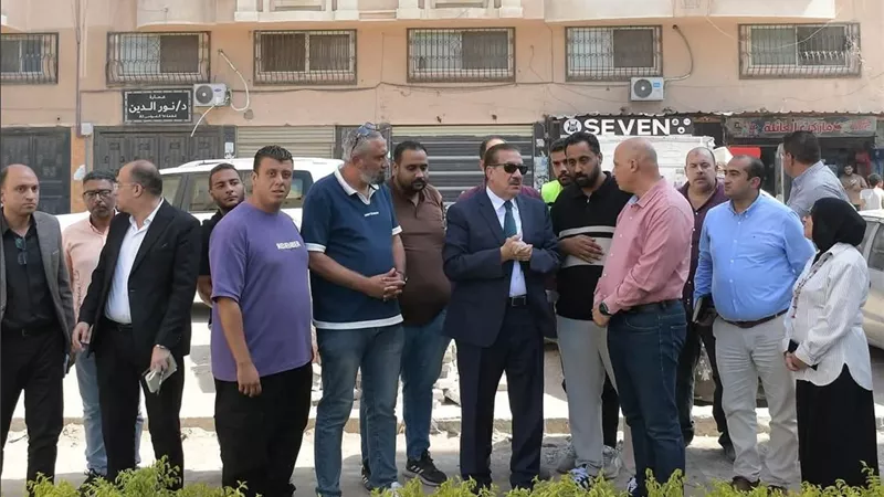 محافظ بورسعيد يتابع تطوير 50 عمارة سكنية بمنطقتي الرحاب والصناعية