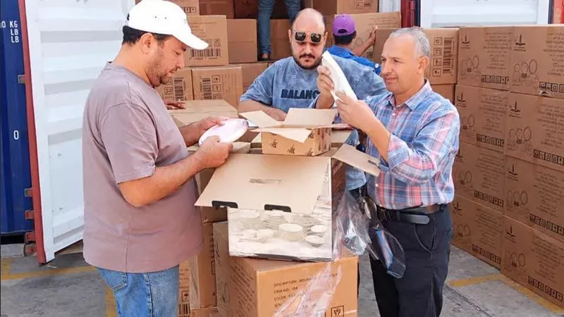 الموانئ المصرية لا تعرف الإجازات.. رقابة الصادرات تواصل العمل بميناء بورسعيد