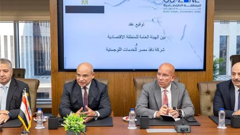 استثمارات تتجاوز مليار جنيه لإنشاء ساحة شاحنات رقمية بميناء السخنة بطاقة 1100 شاحنة يوميًا