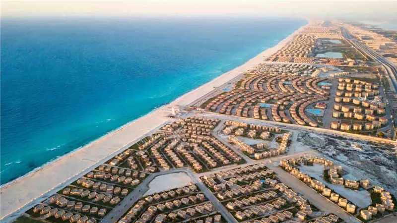 المتر بـ500 ألف جنيه.. كيف تغيرت خريطة الاستثمار السياحي في مصر؟