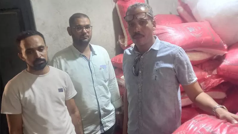 تموين طهطا يضبط 3 أطنان أرز مجهول المصدر خلال حملة رقابية