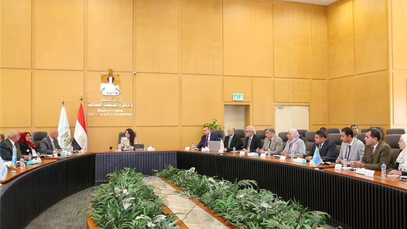 استعدادًا لفصل الشتاء.. «الإسكان» تراجع كفاءة محطات ومعدات مواجهة تجمعات مياه