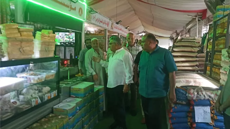 محافظ الدقهلية يوجه بتشديد الرقابة على معرض السلع الغذائية بالمنصورة