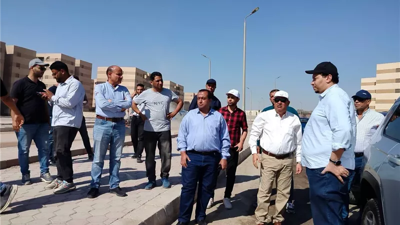 رئيس جهاز حدائق أكتوبر يتفقد محاور المدينة ويوجه برفع كفاءة الخدمات والمظهر الحضاري
