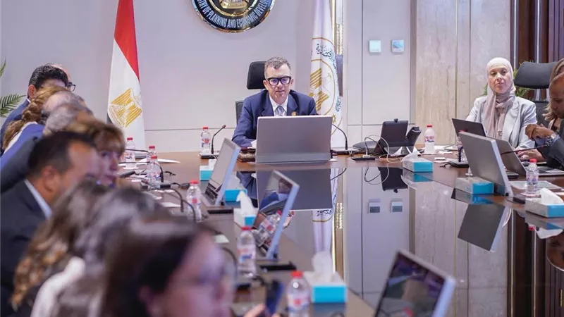 التخطيط تكشف ملامح التحول الاقتصادي ودعم الاستثمار والقطاع الخاص..والنمو يصل5.1% بنهاية العام الماضي