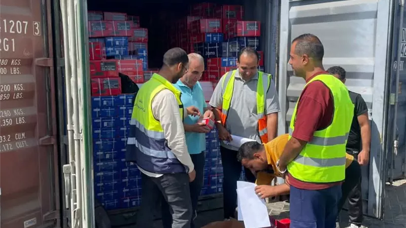  رقابة الصادرات تواصل فحص الشحنات بميناء السويس لتسريع الإفراج الجمركي