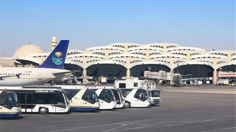 مصر تدين استهداف مطار الملك خالد بالرياض وطائرة للخطوط السعودية وسقوط ضحايا