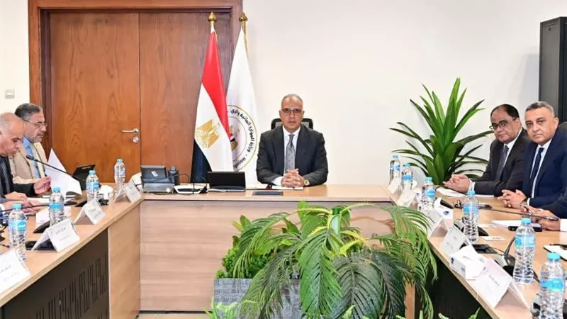 وزير الري يرفع الاستعداد للسيول.. إيه حكاية النينيو والنينيا ومفيض توشكى؟