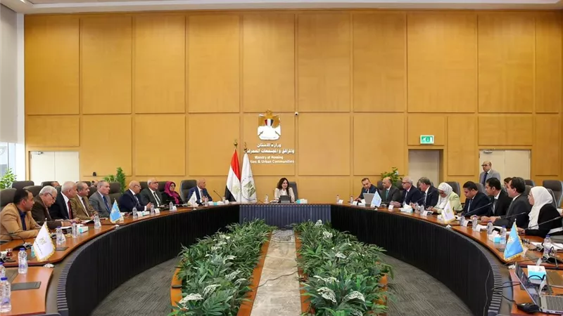 وزيرة الإسكان تتابع موقف مشروعات مياه الشرب والصرف الصحي بمحافظة الدقهلية ومدينة المنصورة الجديدة