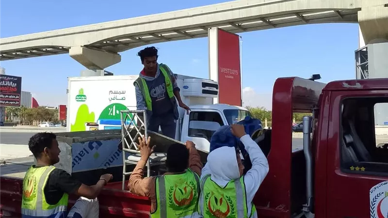 جهاز مدينة 6 أكتوبر يشن حملة مكثفة بالقطاع الشرقي لرفع الإشغالات وتحقيق الانضباط
