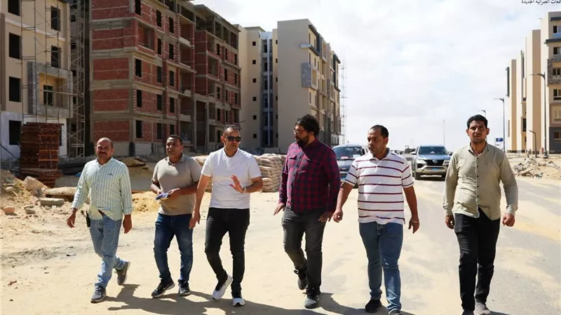 رئيس جهاز العلمين الجديدة يتفقد استكمال مشروع سكن لكل المصريين