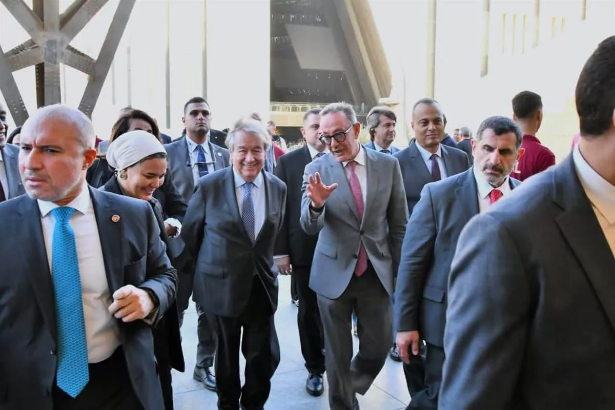 أنطونيو غوتيريش، الأمين العام للأمم المتحدة، والوفد المرافق